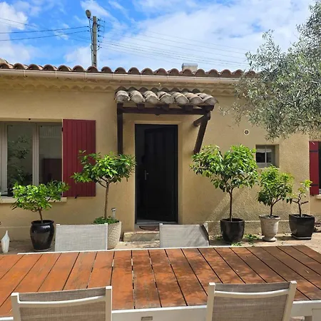 Vakantiehuis The Patio Of Montaury In